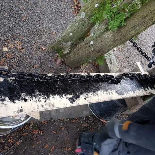 Renovering av järnstaket, kedjor och kors på kyrkogård - Galleribild 9