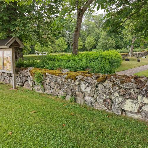 Vi renoverar kulturhistorisk bruks- och kallmur - Galleribild 48